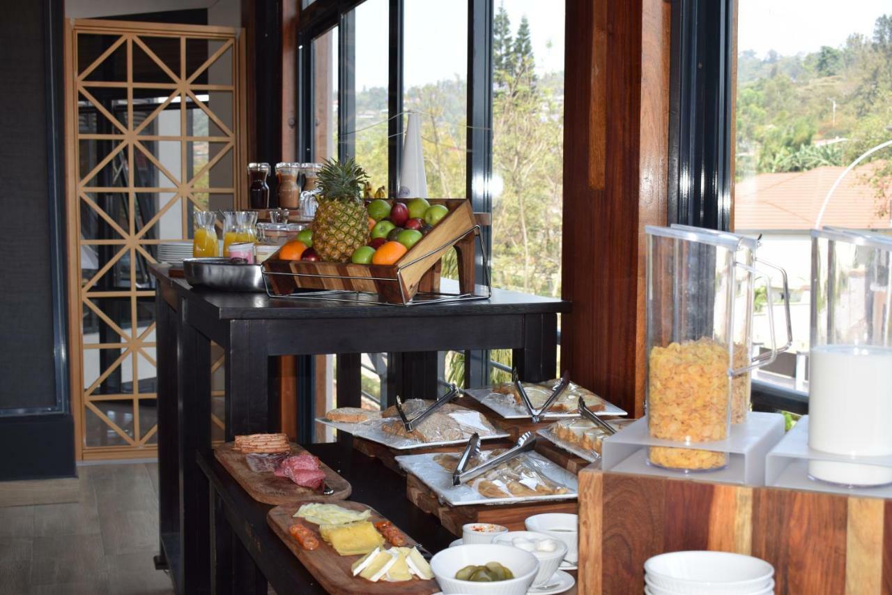 Mythos Boutique Hotel Кигали Екстериор снимка